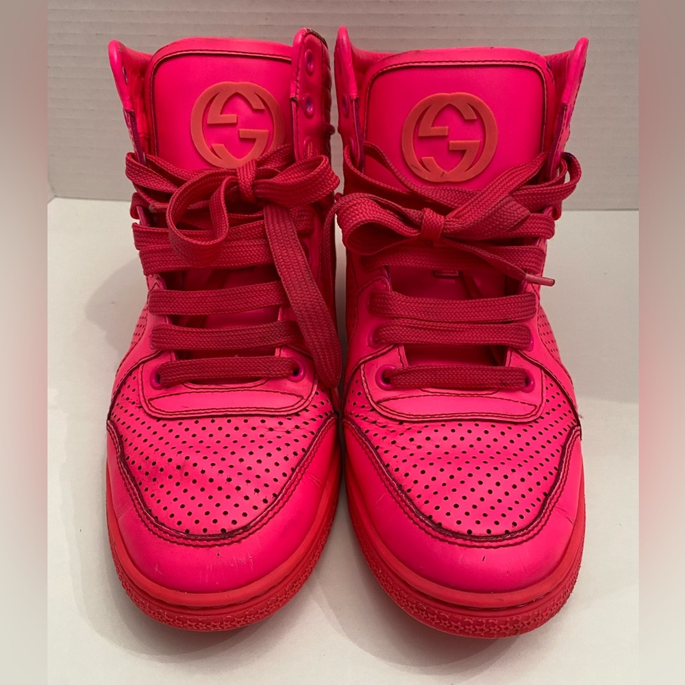 Gucci Men’s Leather High Top Coda Hot Pink Sneakers GG on Tongue Size EU 38 US 8